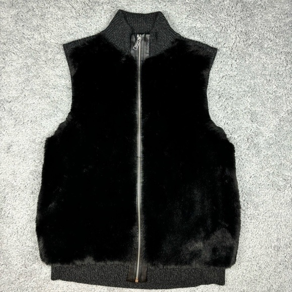 Michael Kors Vest Womens Extra Small Shearling Faux Fur Black Streetwear Concert - Picture 1 of 3